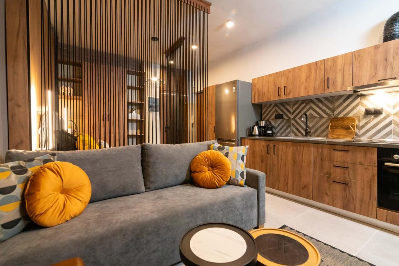 F & B Collection - Minilux For 3 Apartment *