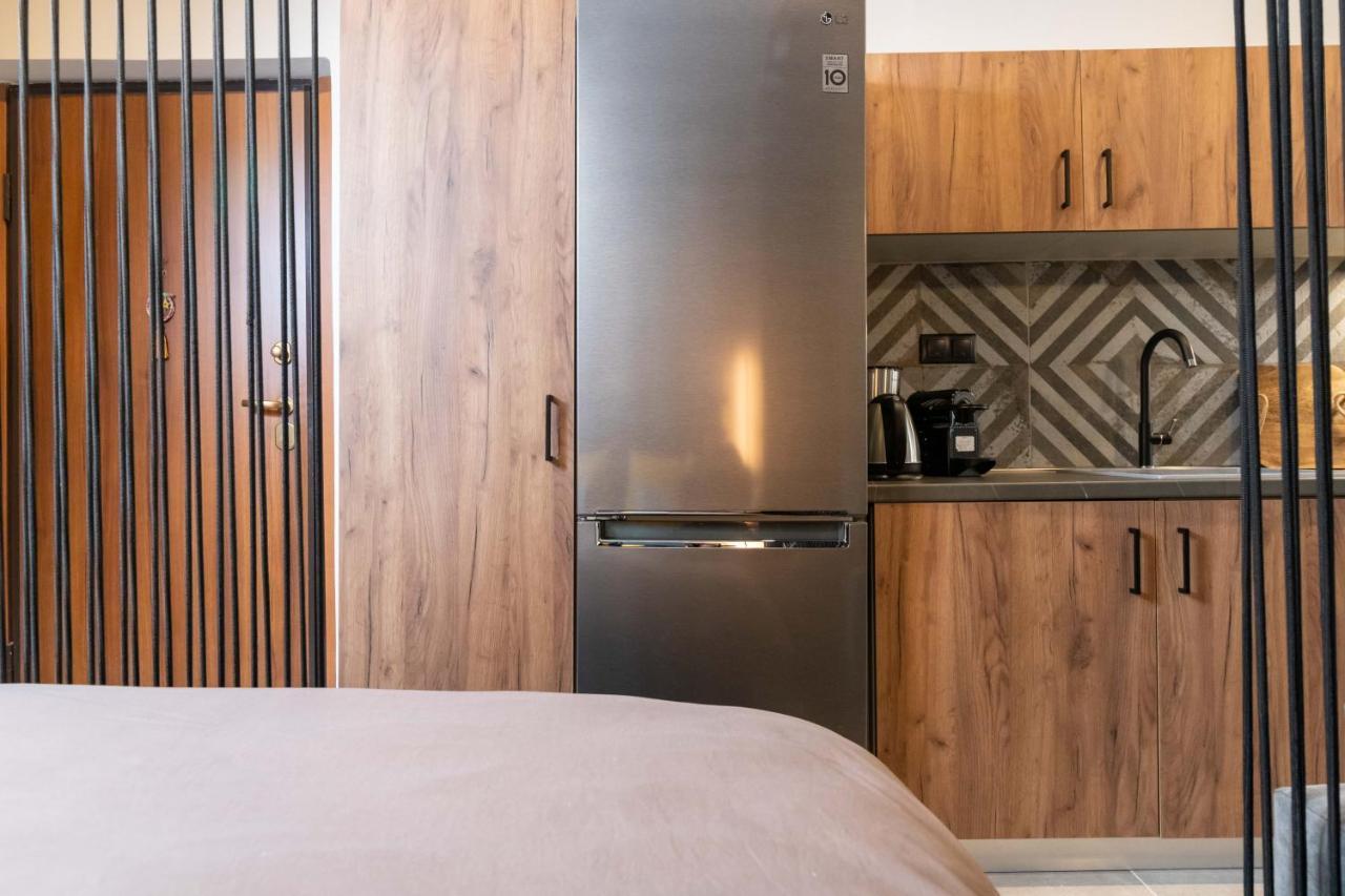 F & B Collection - Minilux For 3 *